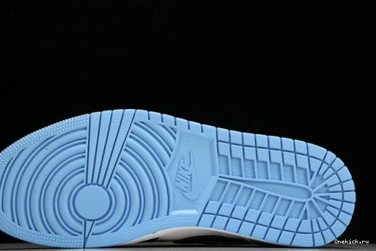 CZ0790-104 Blue CZ0790-104 Powder OG DailyWear  106  Jordan Retro 1 Low Black  Dark 0615